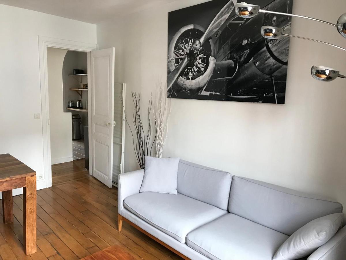Quiet Apartment Hill Of Montmartre Paris Bagian luar foto