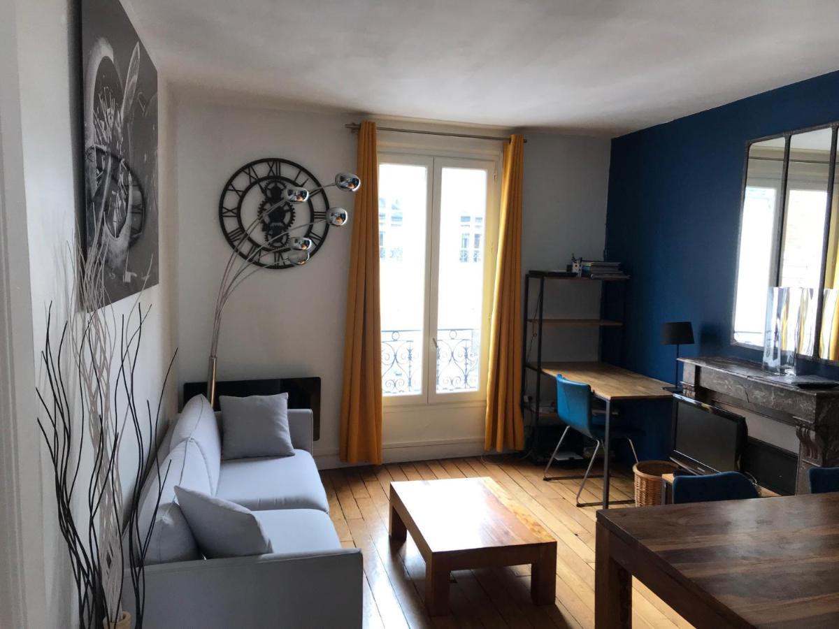 Quiet Apartment Hill Of Montmartre Paris Bagian luar foto